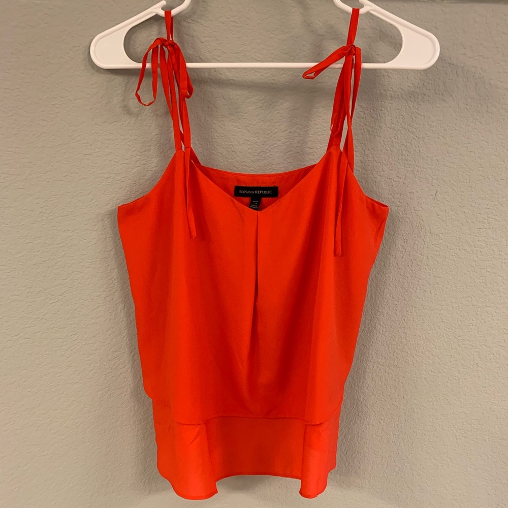 Banana republic tie tank